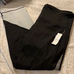 NWT Black & Gray ON Active Bottoms